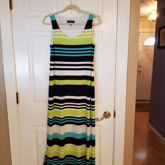 Jessica Howard Dresses & Skirts - Jessica Howard Maxi Dress